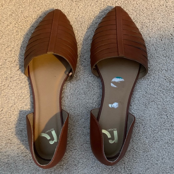 Report Shoes - Brown flats LIKE NEW